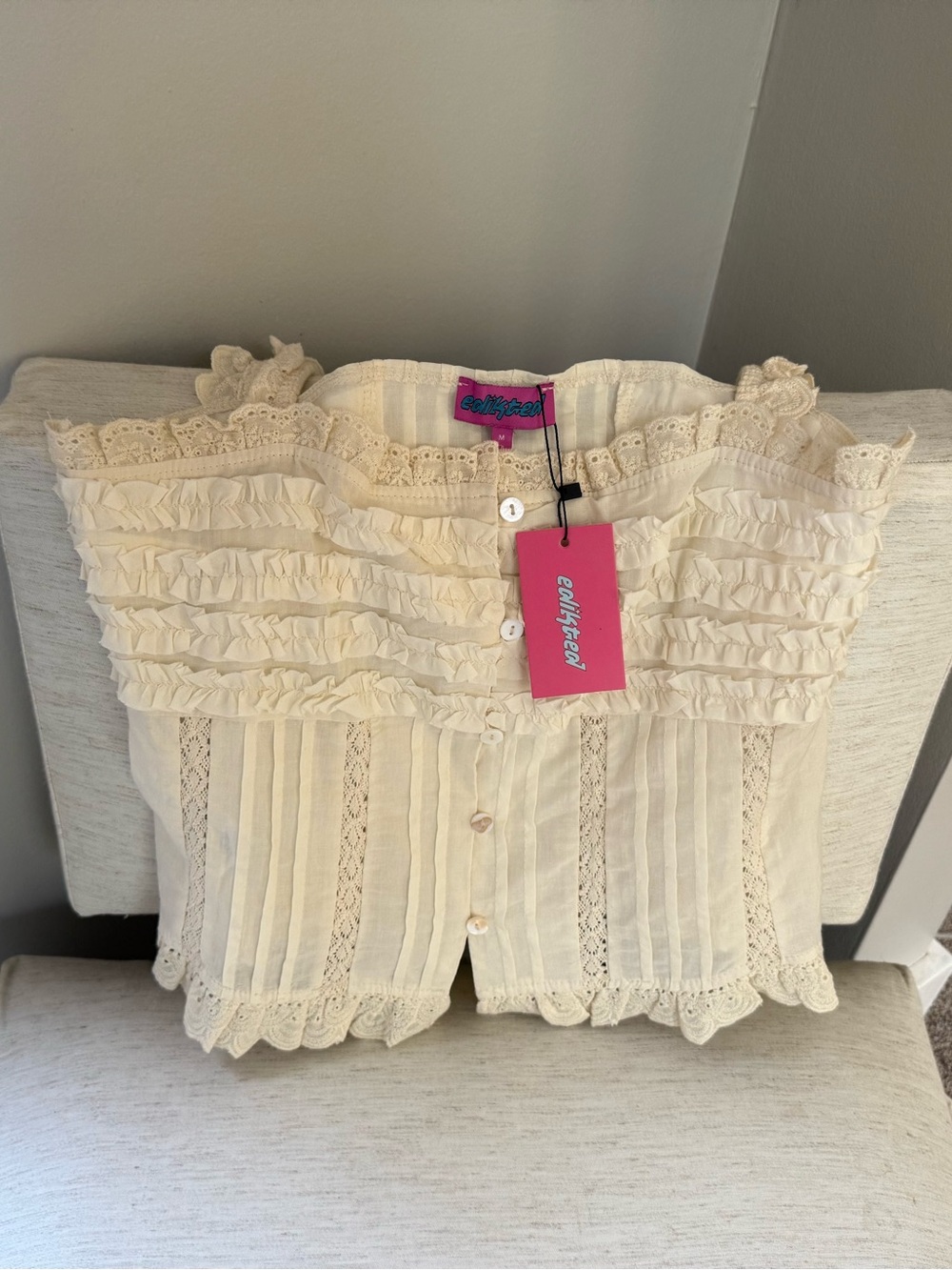 Edikted Cream Ruffle Lace-Trim Tank - Picture 5 of 9